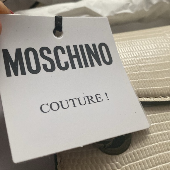 MOSCHINO Fancy Handbag limited edition NWT color Ivory - Picture 9 of 10